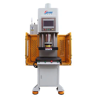 Mi a szelepblokk szerepe egy szervo hidraulikus présgépben?